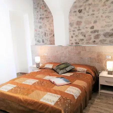 Antica Corte Ginevra Tremosine